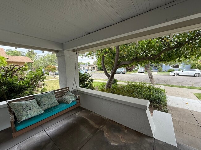 Photo - 1364 N Wilson Ave