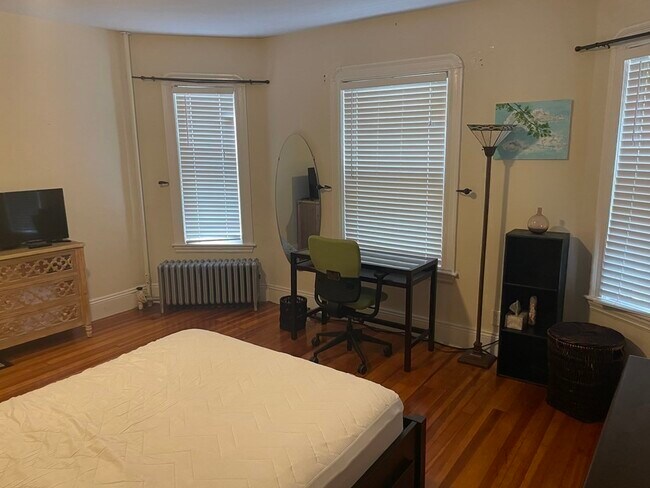 Photo - 206 Pearl St Unit 2