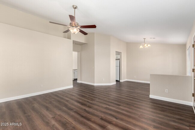 Photo - 501 W Mesquite St