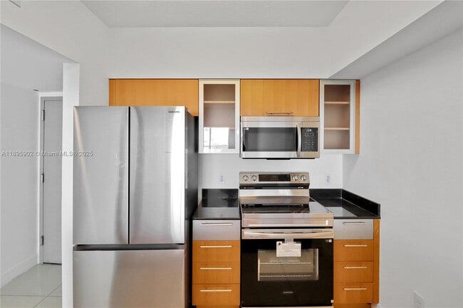 Photo - 1750 N Bayshore Dr Unit 3905