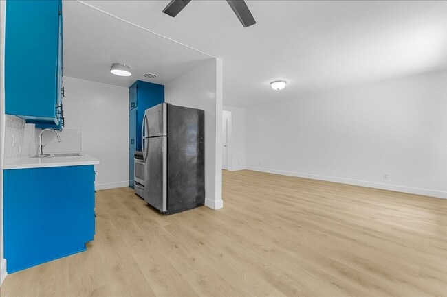 Photo - 6114 Cahuenga Blvd Unit 06