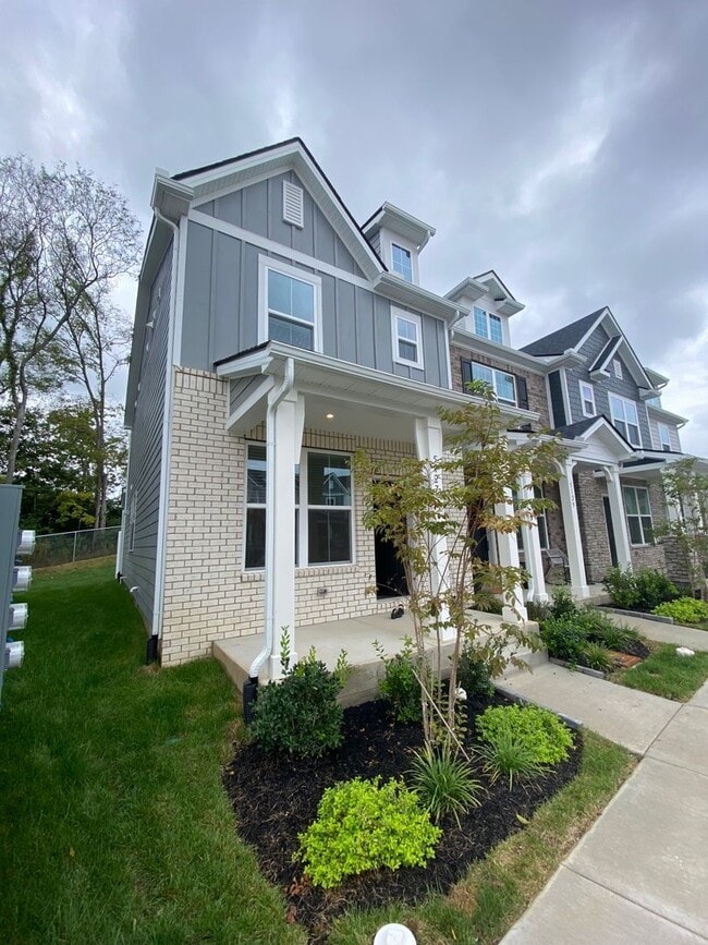 Photo - Brand New End Unit in Tulip Hills