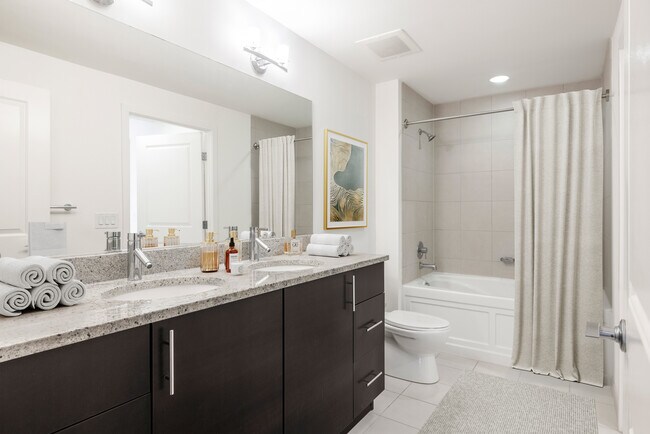 Photo - 220 Twentieth Street