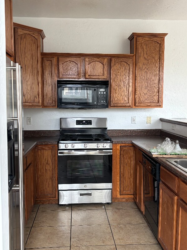 Photo - 1520 E Helen Way