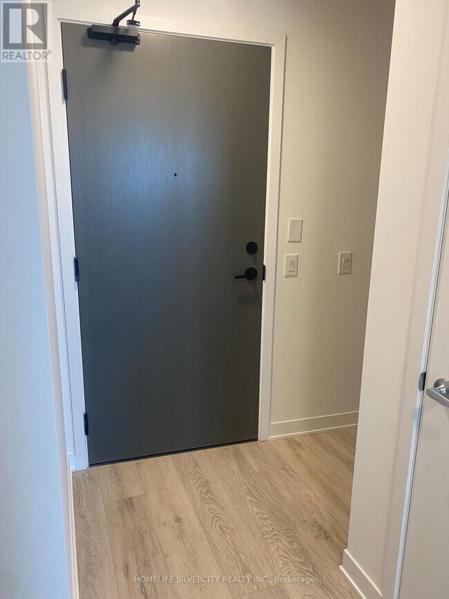 Photo - 20 All Nations Dr Unité 727