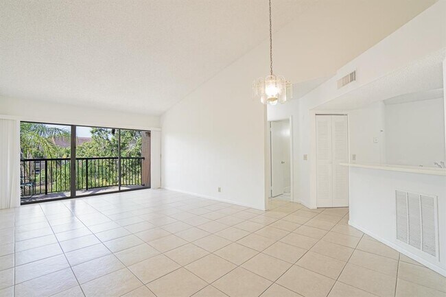 Building Photo - 9033 Wiles Rd Rental