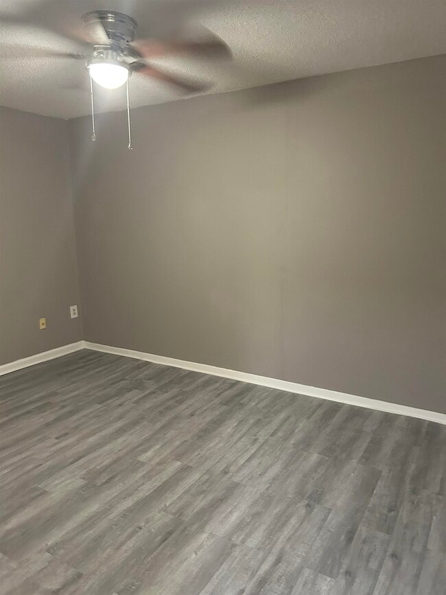 Photo - 3635 Chesterwood Dr Unit 75