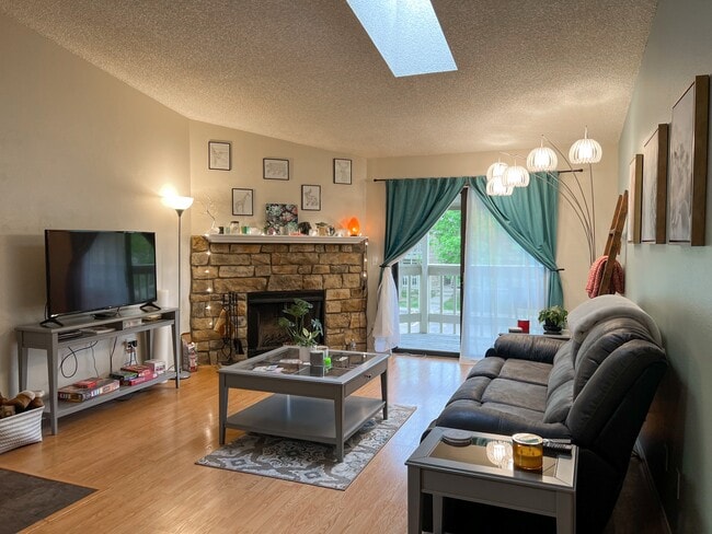 Photo - 8225 Fairmount Dr Unit Apt 3-204