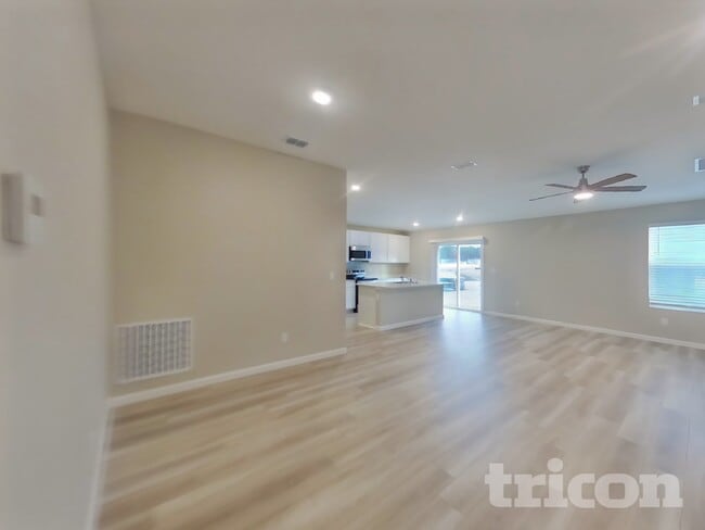 Photo - 7729 Hollenbeck Wy