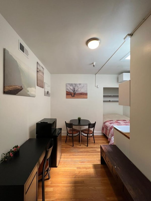 Building Photo - 108 2nd St SW Rental