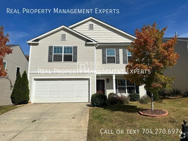 Building Photo - Beautiful 3BR 2.5BA in Charlotte! Rental