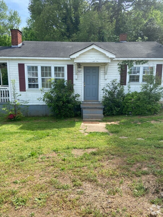 Building Photo - PRE-LEASE FOR JULY 21st! Cute 2 bedroom 1 ... Rental