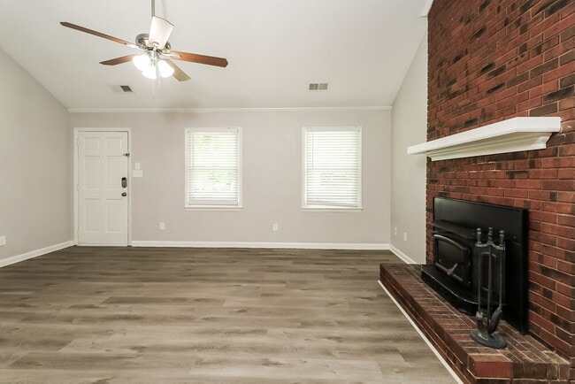 Photo - 14049 Kedleston Rd