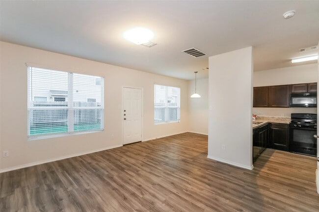 Photo - 17010 Andrew Nook Ln