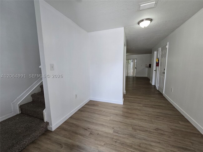14142 SW 260th St