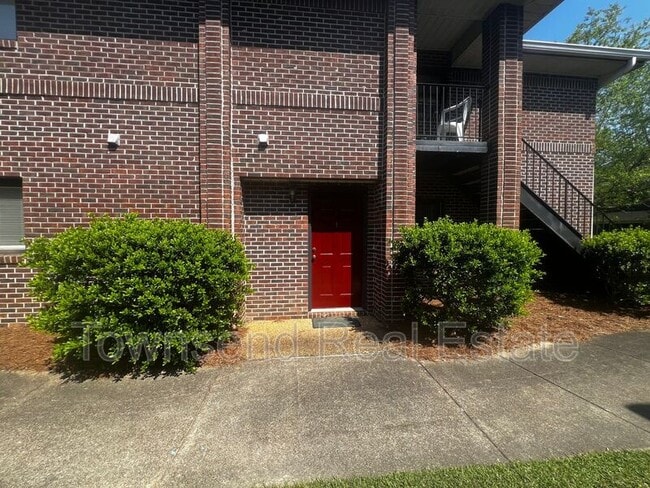 Photo - 1055 Ancestry Dr