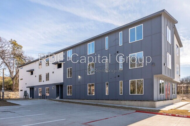 Photo - 948 S Corinth St Rd Unidad 1