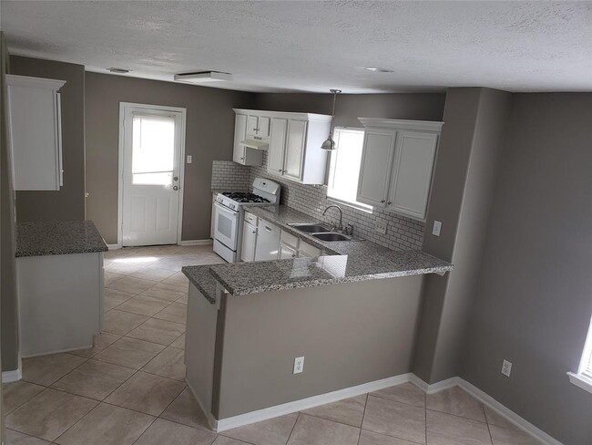 Building Photo - 6803 Highwind Bend Ln Rental