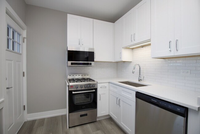 Photo - 3853 N Janssen Ave Unit N3
