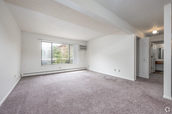 1HAB, 1BA - 715 ft² - Sala de estar - Ashton Lake Apartments