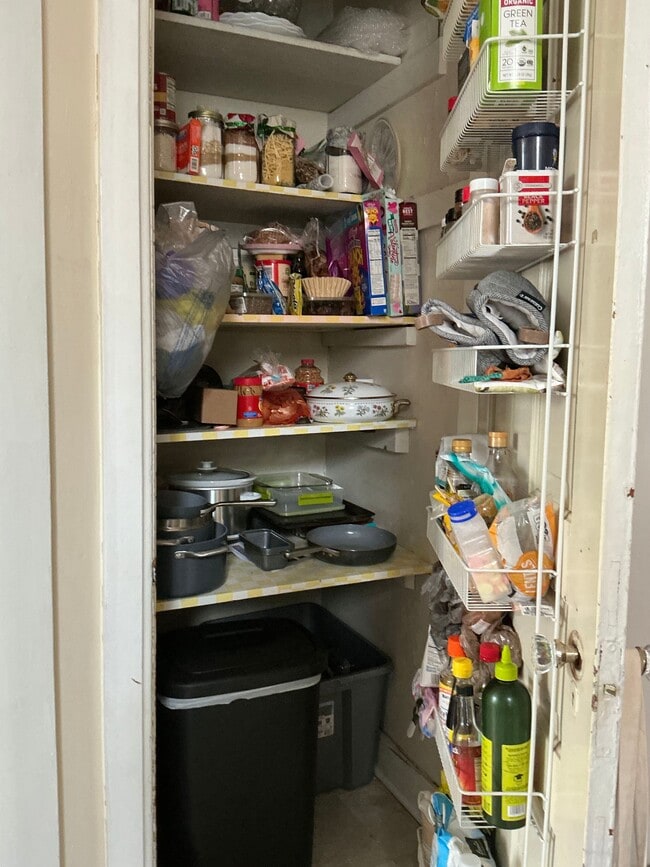 Photo - 1111 E Johnson St