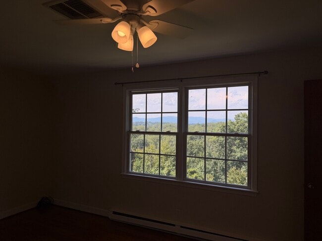 596A Reservoir Ridge Rd