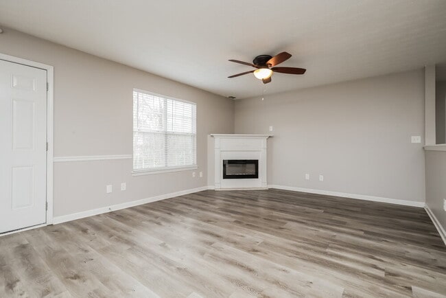 Photo - 316 Nunnally Dr