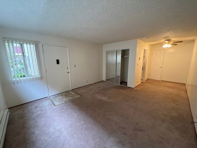 Photo - Glen Eyrie Apartments