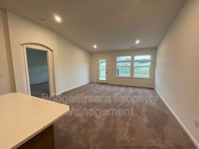 Photo - 1677 S Golden Clove Bnd Casa