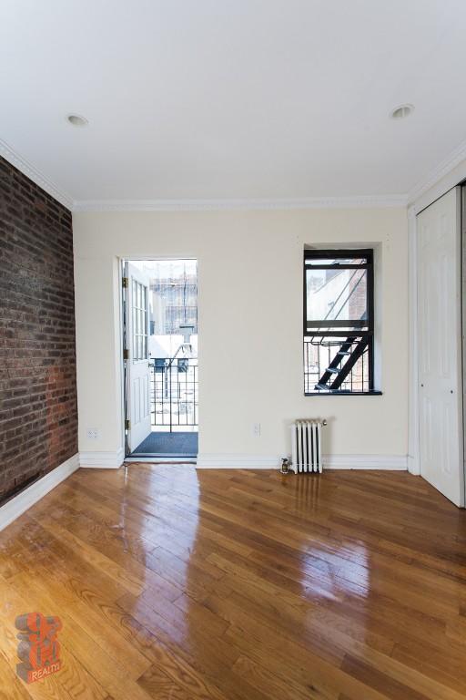 Photo - 279 E 10th St Apartment Unit 6