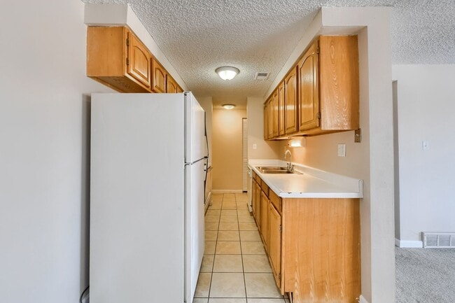 Photo - 130 E Highline Cir