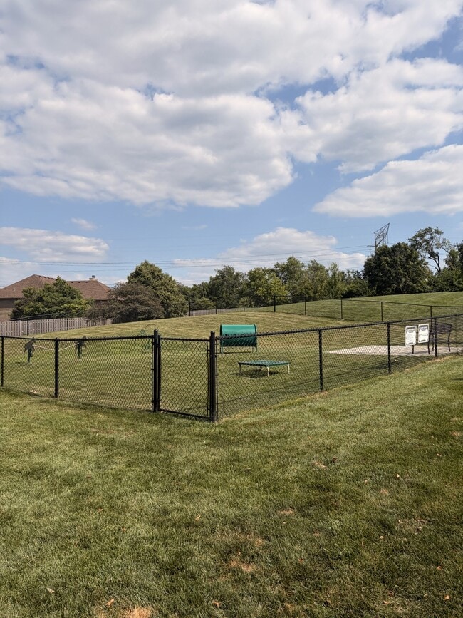 Thornberry Woods Apartment Homes