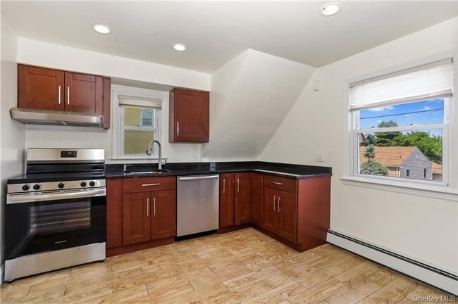 Photo - 155 Grand St Unit 2