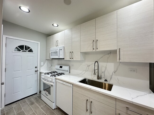 Photo - 324 S Maple Ave Unit A4