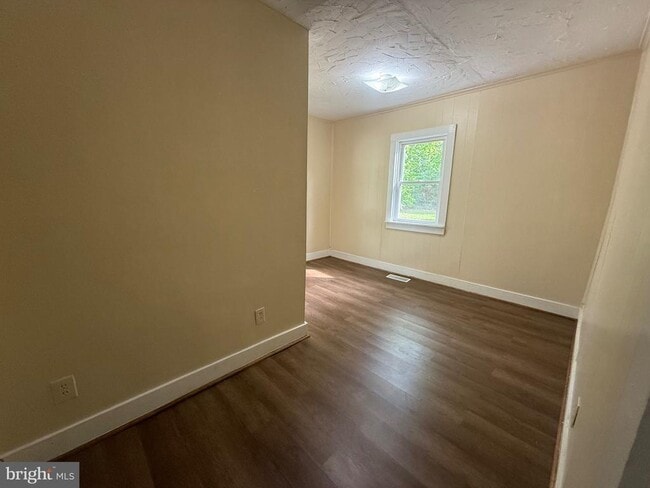 Photo - 6565 S Spotswood Trail