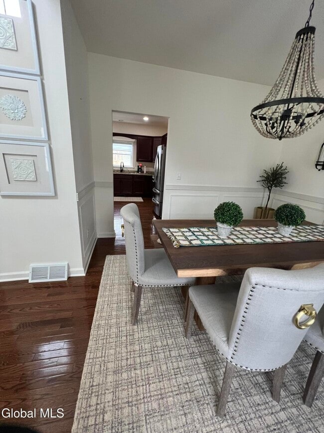 Photo - 10 Swatling Dr