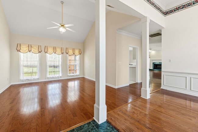 Photo - 790 Prairie Ln