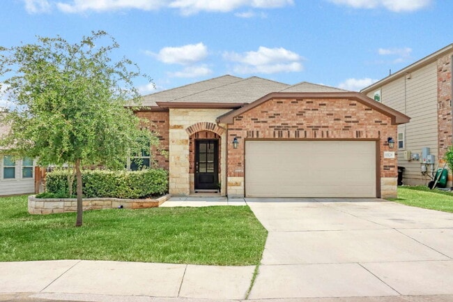 Photo - "Charming 3-Bedroom San Antonio Home with Granite Elegance - 1854 Sq Ft of Comfort!"