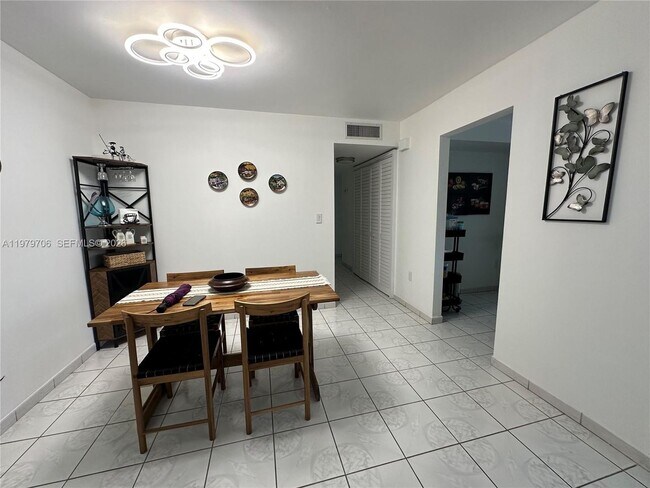 Photo - 9440 W Flagler St