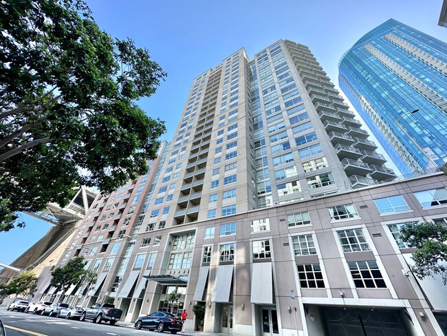 Building Photo - Epic REA: Fabulous 2 BR/2 BA South Beach C... Unit 1607 Rental