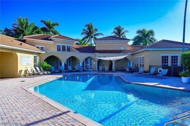 Building Photo - 8735 River Homes Lane Unit 6104