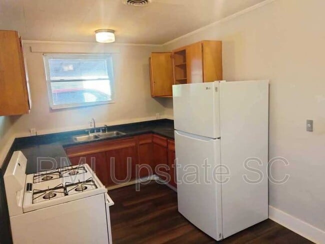 Photo - 7b Harts Court