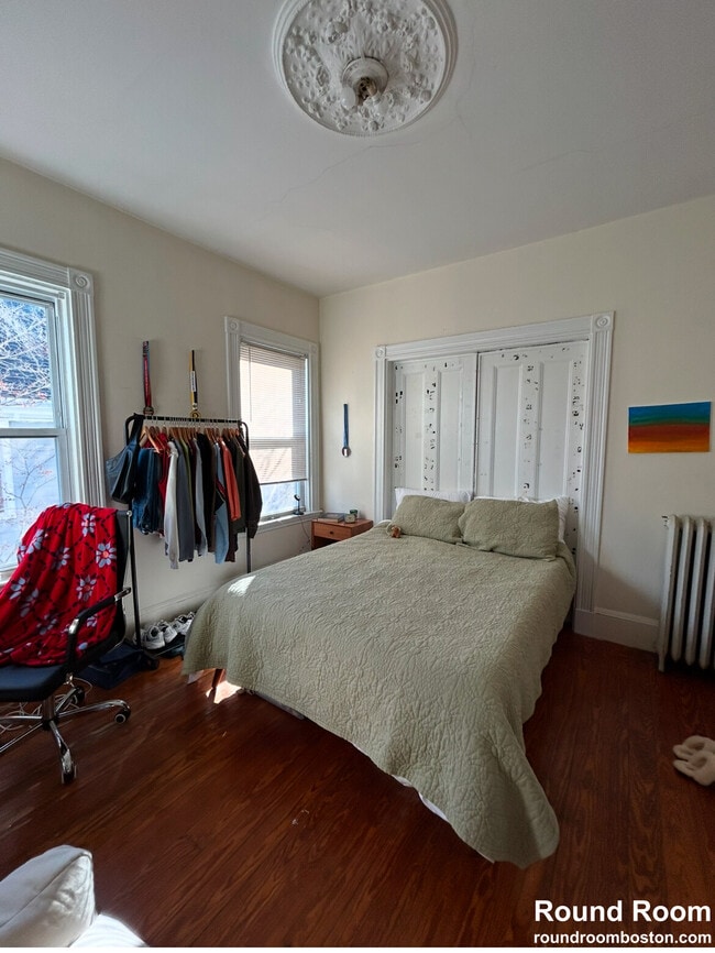 Building Photo - 17 Hillside St Unit #3 Rental