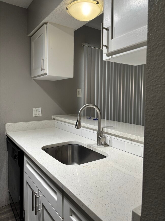 Blue Springs Apartments
