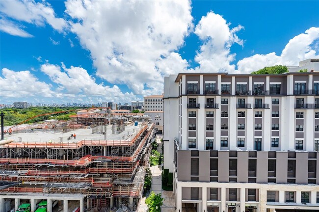 Building Photo - 4100 Salzedo St Unit 919