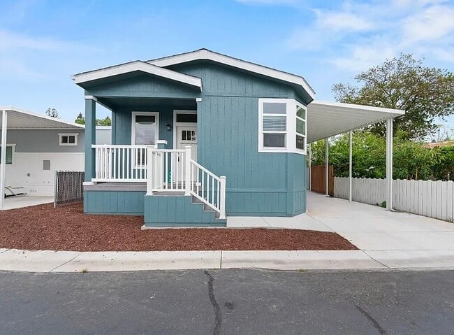 Building Photo - SINGLE FAMILY HOME