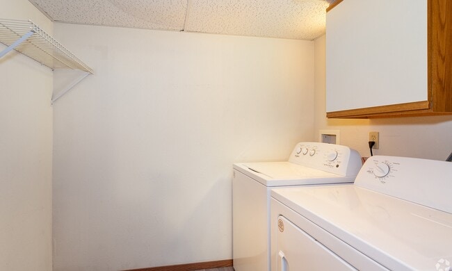 Rocky Meadows Apartments