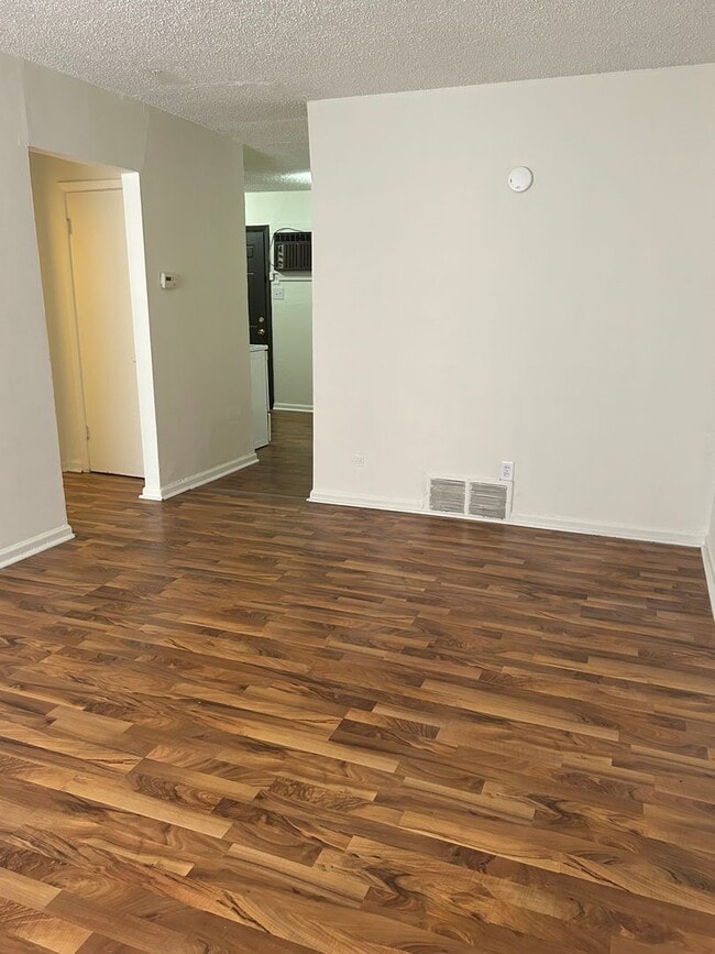 Photo - 3362 SW Brendan Ave Unit 1