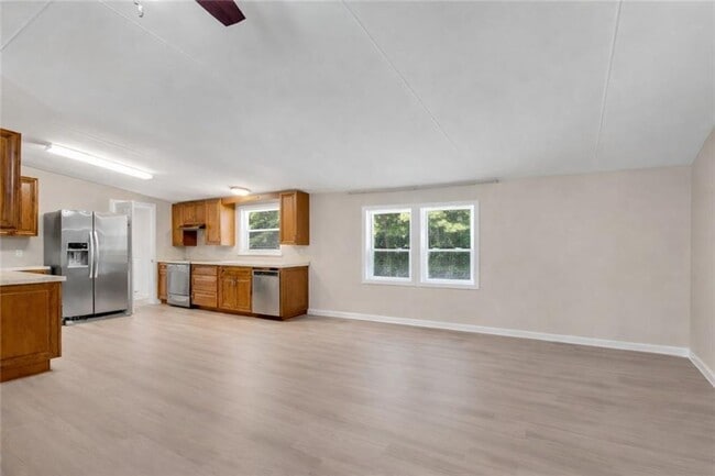 Photo - 278 Holiday Cemetery Rd