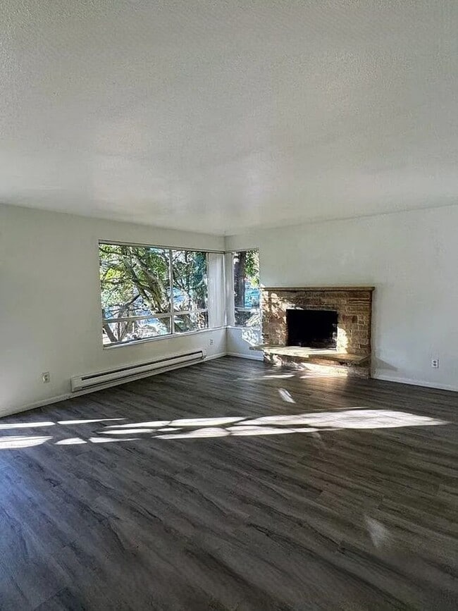 Photo - ar14000 Unit 14004